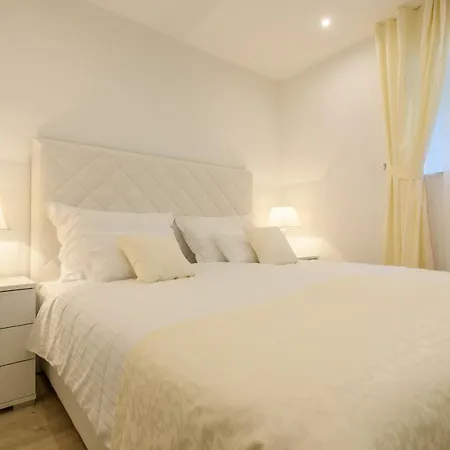 And By The Sea - 15298 Split